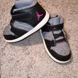 Jordan shoes 8c $20 OBO 
