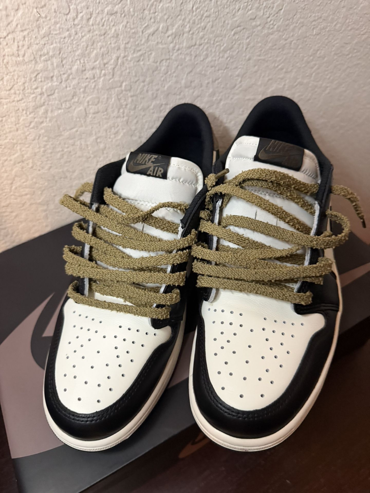 Air Jordan 1 low mocha
