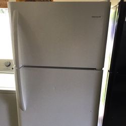 Fridge Frigidaire 