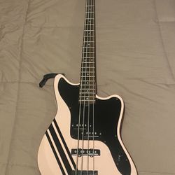 Moniker Bass Guitar