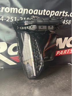 2025-2026 Cadillac Escalade headlight