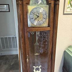 Antique Howard Miller Grandfather Clock 