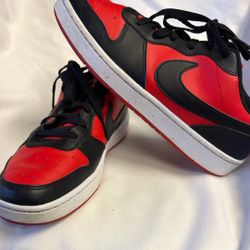 Nike Youth Court Borough  