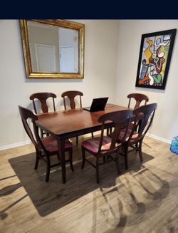 Dinning table for 8 wood quality