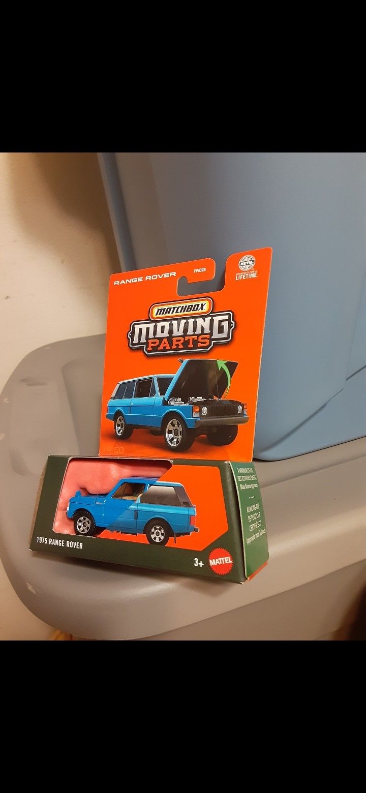 2025 Matchbox Moving Parts Tuscan Blue 1975 Range Rover Diecast New toy vehicle 1:64 scale $5
