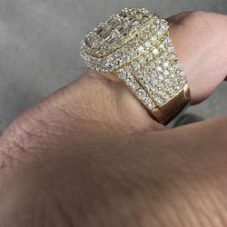 Mens 14k Baguette Diamond Ring Appraised At $12,000