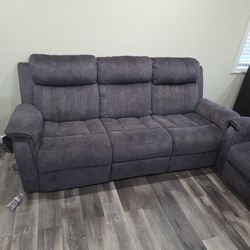 Reclining sectional