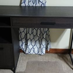 Very Good Desk And Chair $35 Both.