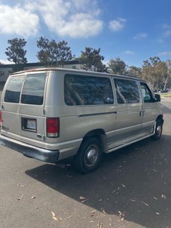 2006 Ford E350