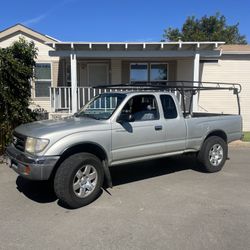 2000 Toyota Tacoma