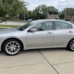 2011 Mitsubishi Galant SE – 68k miles, one-owner, very clean