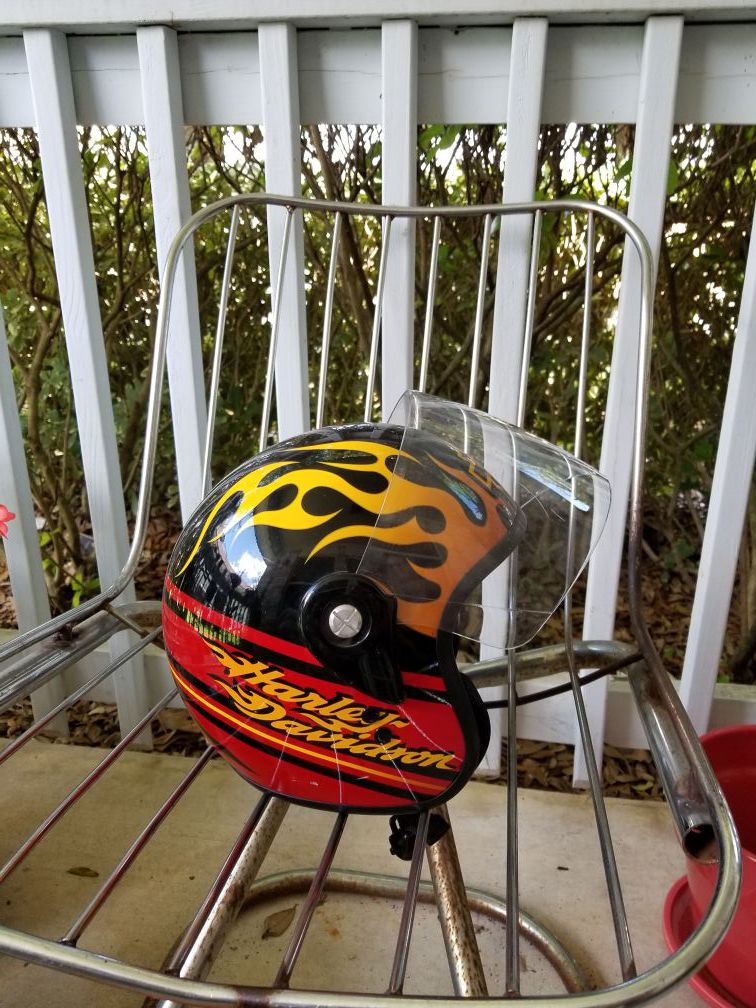 Child's motorcycle helmet
