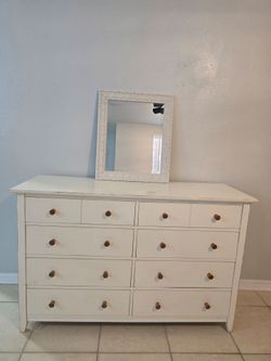 White 8-Drawer Dresser with Mirror