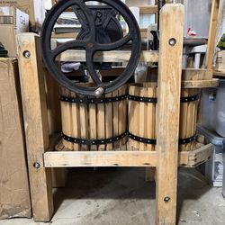 American Harvester Fruit Crusher And Press With Ez-Do Finish