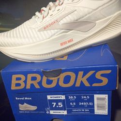 Brooks 7.5  Women's 
