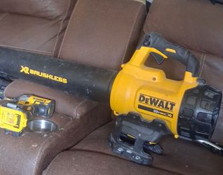DeWalt 20v blower dbl720 WORKS GREAT