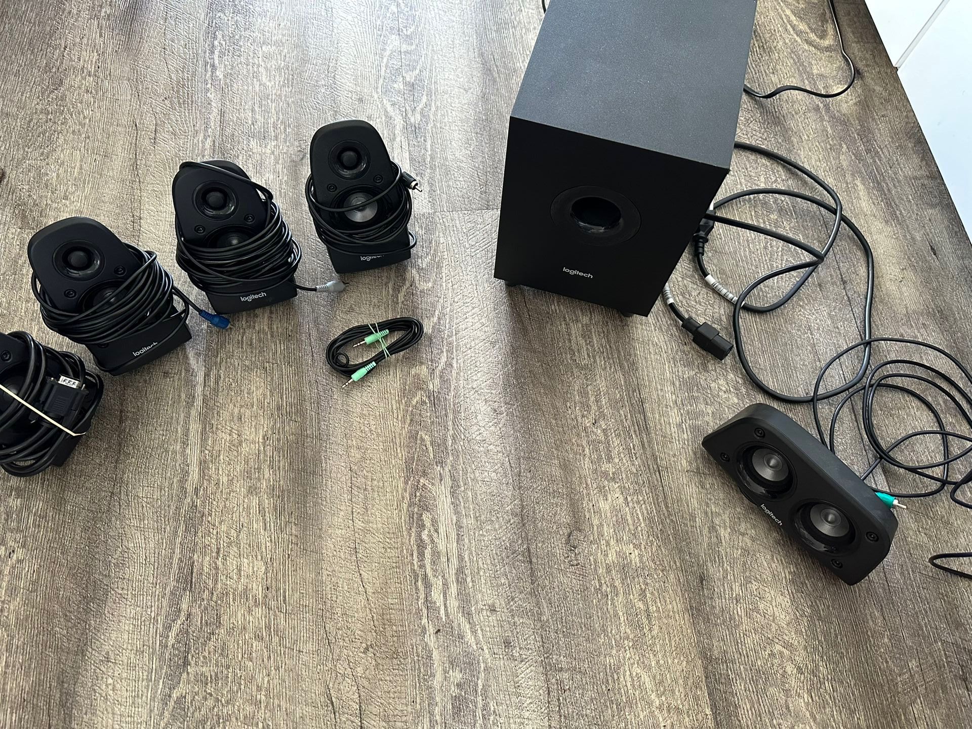 Logitech Z506 Surround Sound Speaker System 