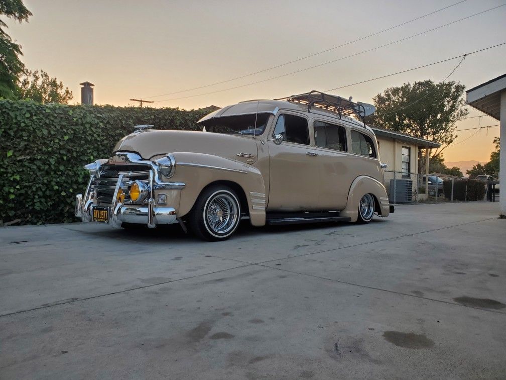 1954 GMC suburban