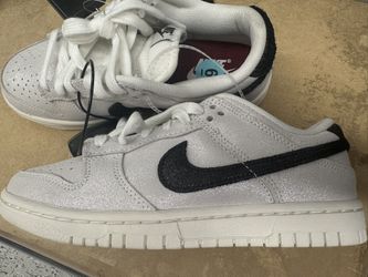 Nike Woman Size 6 New Unic !!