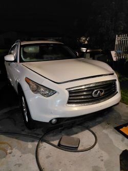 2013 Infiniti Fx37