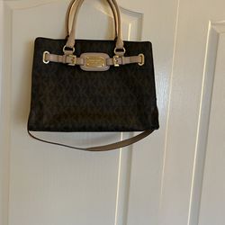 MK Bag In Excellent Condition 