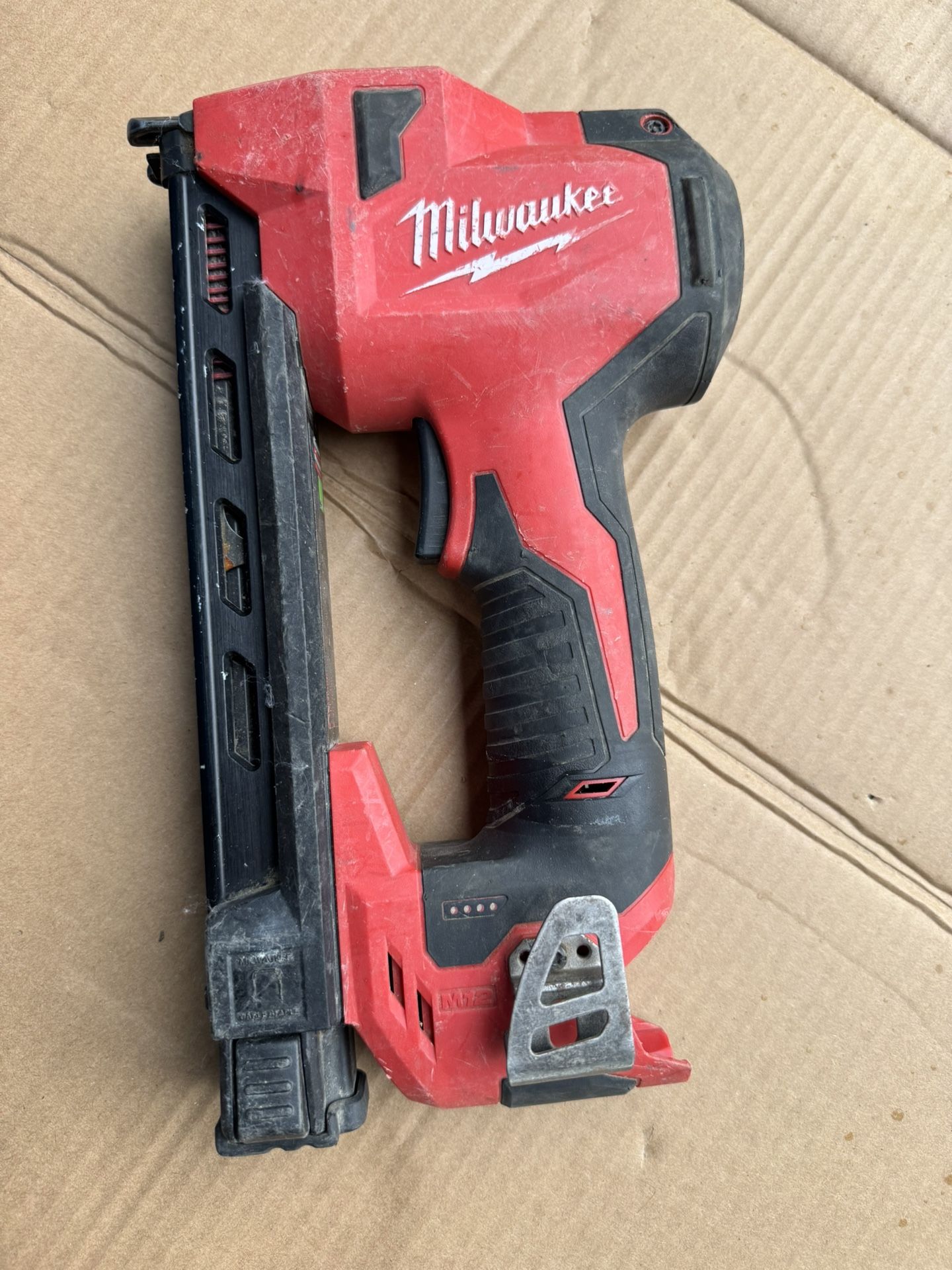 Milwaukee M12 12-Volt Lithium-Ion Cordless Cable Stapler (Tool-Only