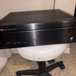 Niles SI-1230 12 Channel Power Amplifier Excellent Condition