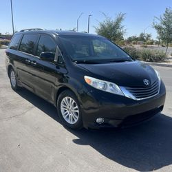 2013 Toyota Sienna