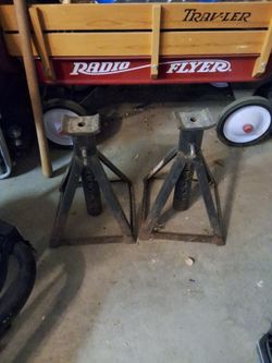 VINTAGE Pair of Heavy Duty Jack Stands
