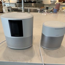 Two Bose Speaker