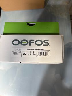 OOFOS OOMg Eezee Women's Shoes White Size 7