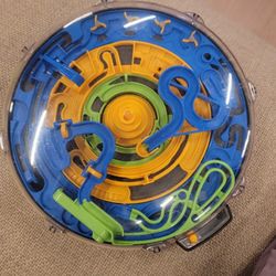 Perplexus, Revolution Runner Motorized Motion 3D Gravity Maze Game