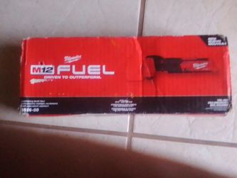 Milwaukee M12 FUEL Oscillating Multi-Tool