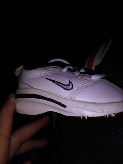 Size 3 in kids nikes