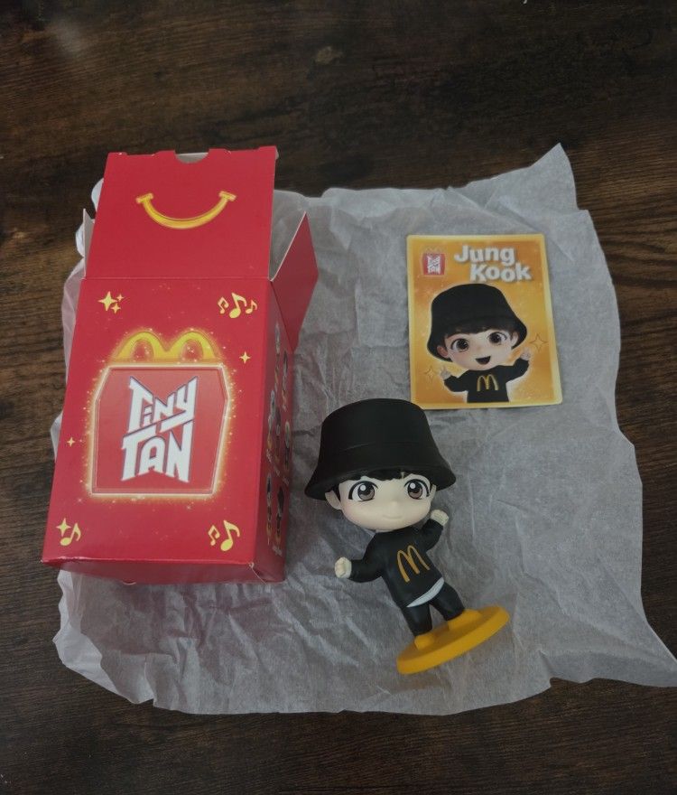 McDonald's BTS Tiny Tan Jung kook Happy Meal Toy With Card And Box