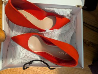 Aldo Stessy pumps