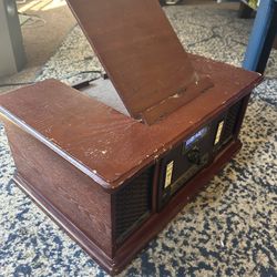 Vintage Radio With Ipad / Cd Player 