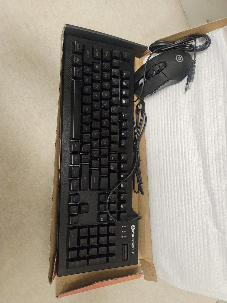 Gaming KEYBOARD W/Mouse