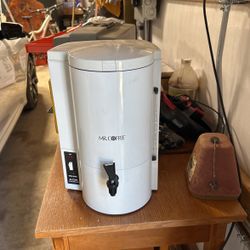 Mr Coffee 24 Cup Coffee Maker 