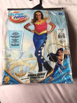 New Wonder Woman 4-6 yrs old costume