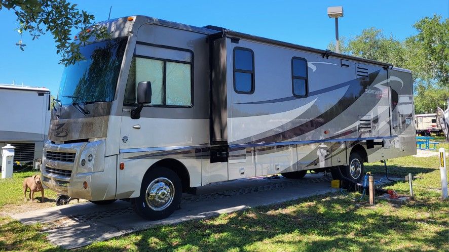 2011 Winnebago Sightseer