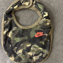 Nike Bib Camo