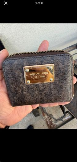 Free Michael Kors crossbody bag
