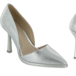 Brand New MIA PUMPS
