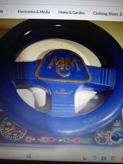Vtg Micro Machines Steering Wheel Car Case with Cars