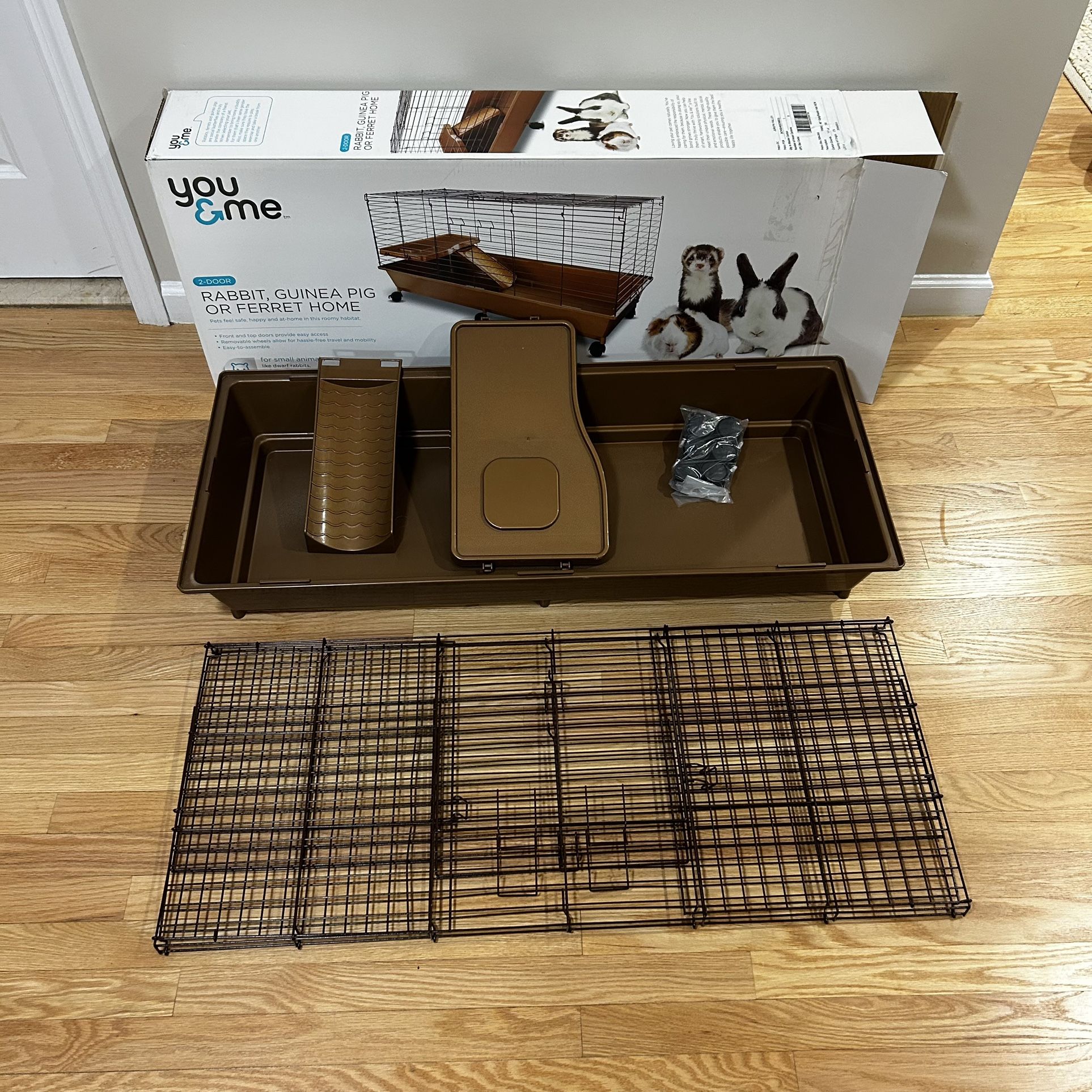 Large Rabbit, Guinea Pig, Hamster, Or Ferret Cage - Open Box