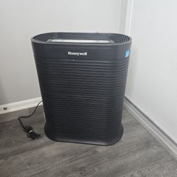 
HEPA Air Purifier, Large Room (310 sq. ft.) Black