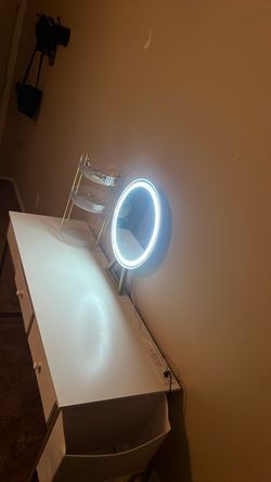 Make up table with 4 shelves and bench led mirror lights