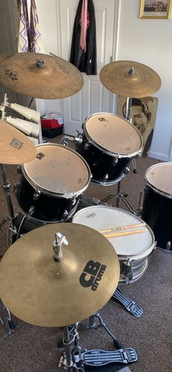 CB Drum Kit With $250 Worth Of Cymbals And Hardware