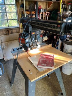 Radial arm saw